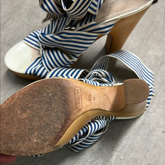 Beautiful Coach Navy and White Striped Sandals size 8.5 B - Picture 5 of 10
